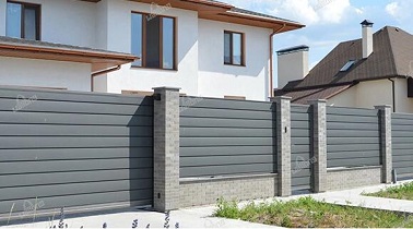 Low Maintenance, High Style: The Appeal of WPC Fences